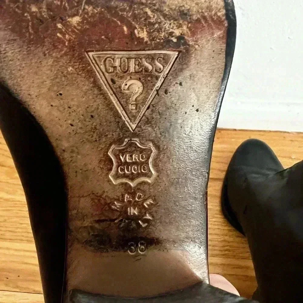 Vintage Guess Ankle boots size 7.5